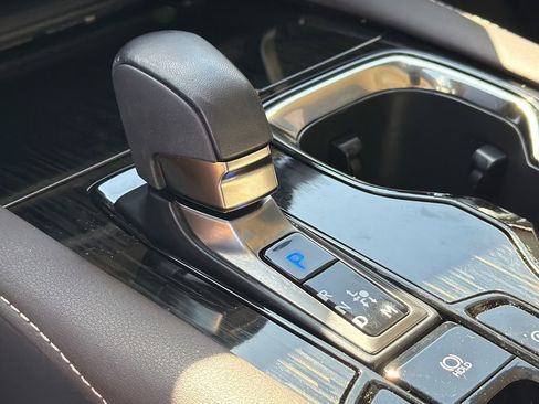 Used 2024 Lexus RX 350 FWD w/ Technology Package image 26