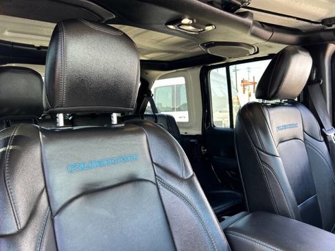 Used 2023 Jeep Wrangler Unlimited Rubicon 4xe AWD/4WD image 13