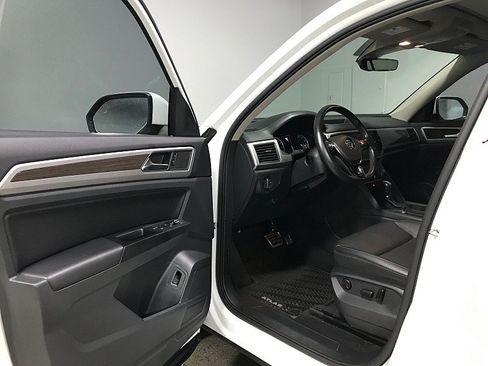 Used 2019 Volkswagen Atlas SE FWD image 9