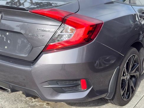 Used 2019 Honda Civic Sport image 9