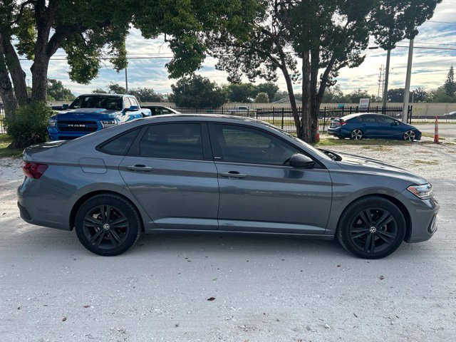 Used 2024 Volkswagen Jetta Sport FWD image 17