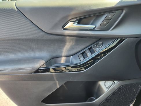 New 2026 Chevrolet Equinox LT w/ Convenience Package II image 12