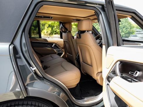 New 2026 Land Rover Range Rover SE AWD/4WD image 46