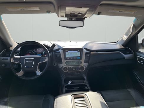 Used 2018 GMC Yukon Denali w/ Open Road Package image 22