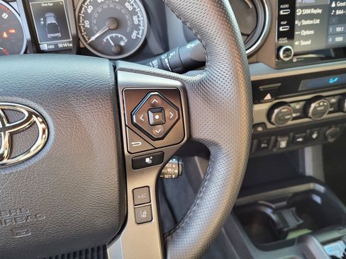 Used 2023 Toyota Tacoma TRD Off-Road w/ Technology Package image 22