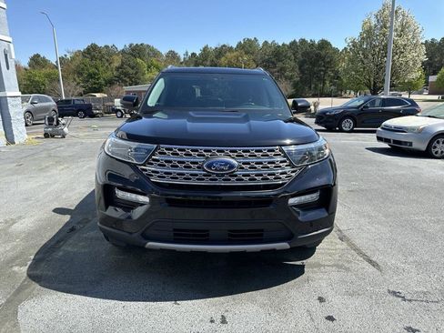 Used 2022 Ford Explorer Limited w/ Equipment Group 301A image 2