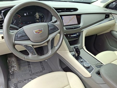 Used 2021 Cadillac XT5 Premium Luxury AWD/4WD image 15