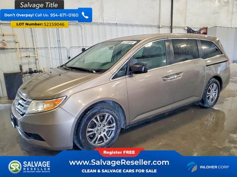 Used 2013 Honda Odyssey EX image 1
