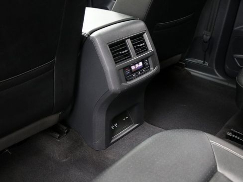 Used 2022 Volkswagen Atlas SEL R-Line image 14