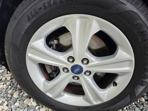 Used 2014 Ford Escape SE FWD image 9