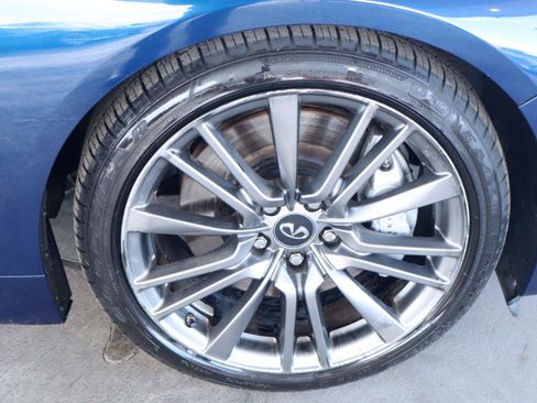 Used 2016 INFINITI Q50 Red Sport 400 RWD image 40