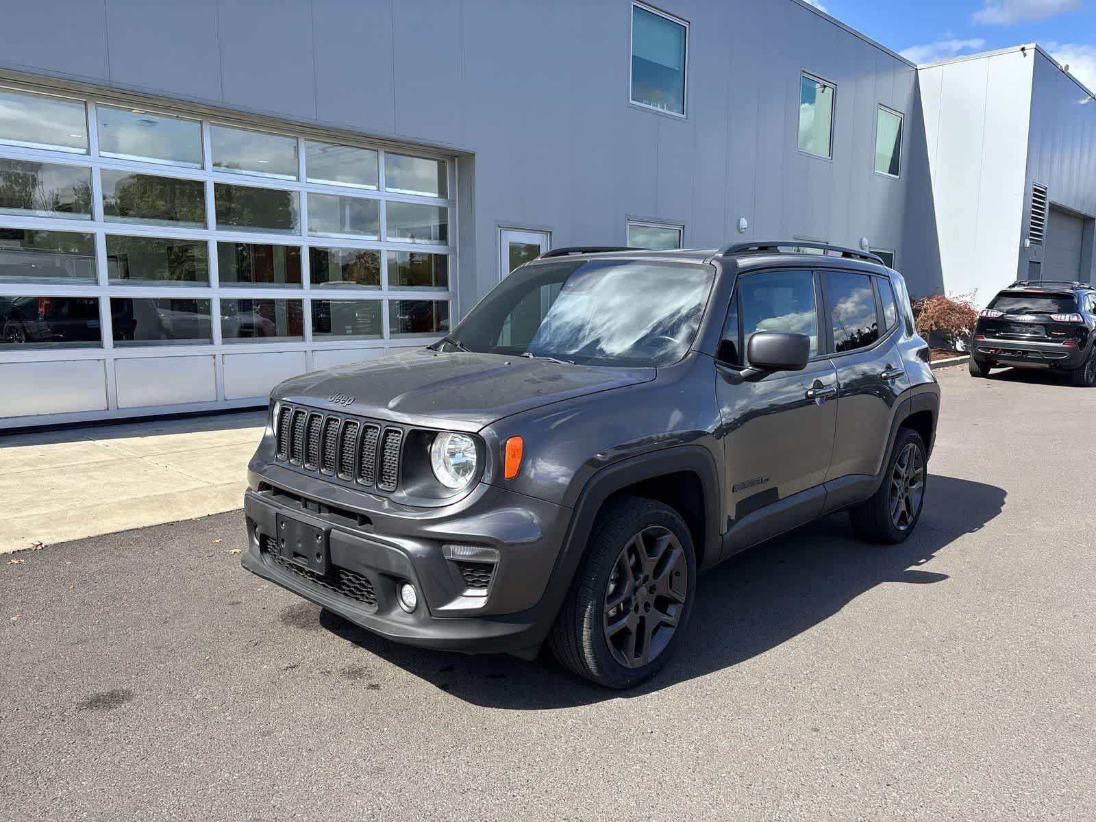 Used 2021 Jeep Renegade Latitude AWD/4WD image 1