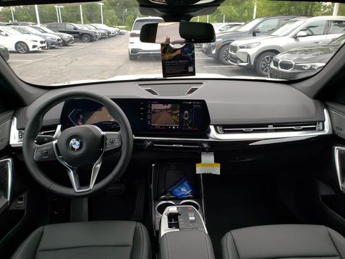 New 2026 BMW X1 xDrive28i image 8