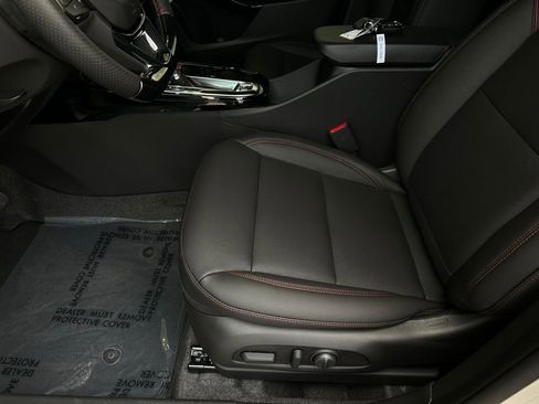 New 2026 Chevrolet Trax RS w/ Driver Confidence Package image 12