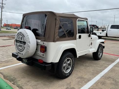 Used 1998 Jeep Wrangler Sahara image 6