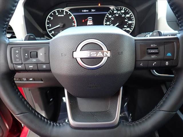 Used 2025 Nissan Rogue SV AWD/4WD image 17