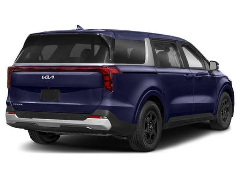 Used 2025 Kia Carnival FWD image 5