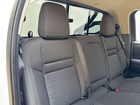 Used 2022 Nissan Frontier SV RWD image 32