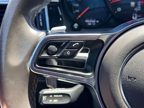 Used 2017 Porsche Macan AWD/4WD image 10