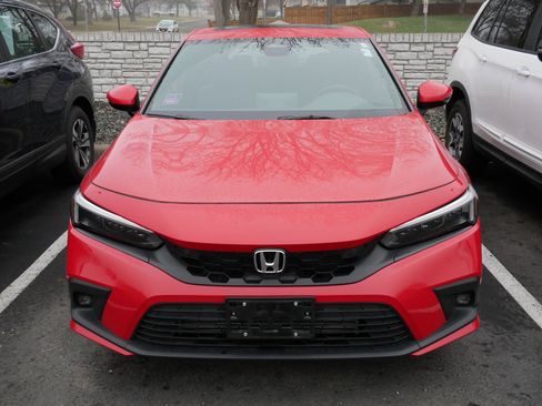 Used 2024 Honda Civic Sport Touring image 2