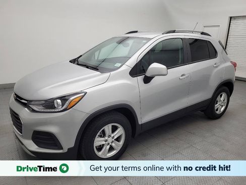 Used 2021 Chevrolet Trax LT FWD image 1