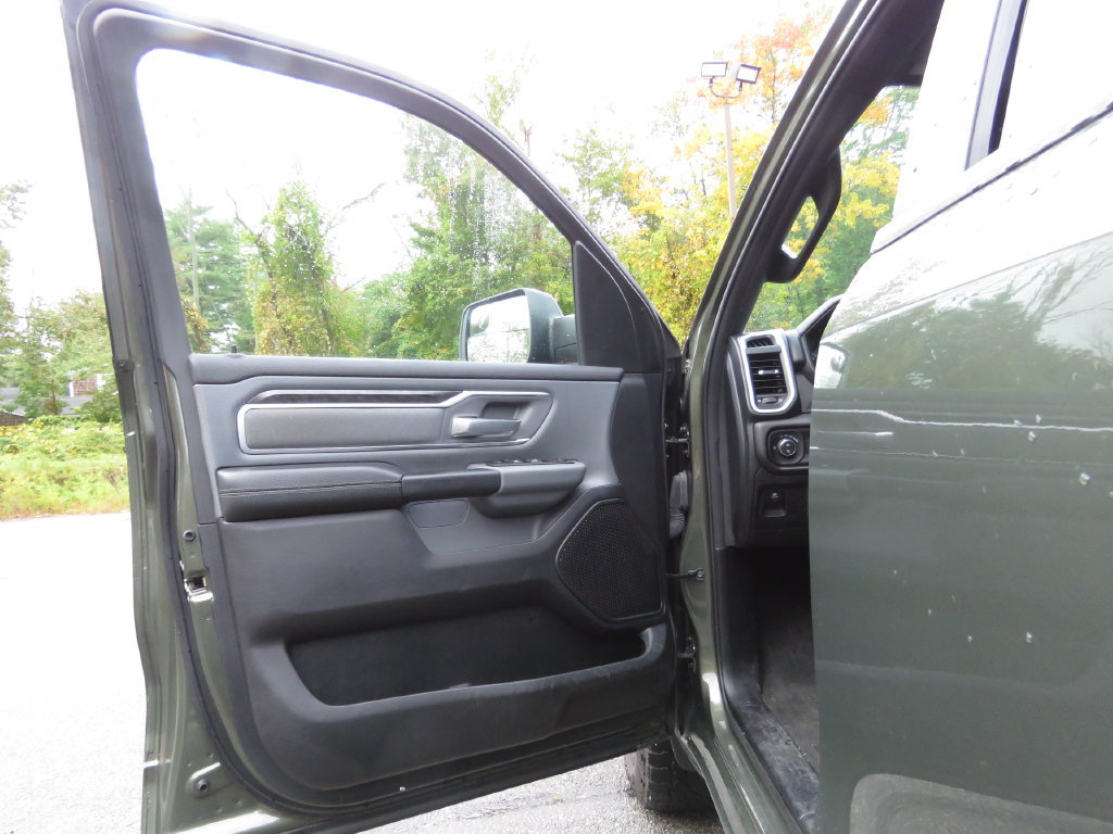 Used 2021 RAM 1500 Big Horn AWD/4WD image 9
