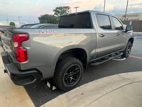 Used 2022 Chevrolet Silverado 1500 LT Trail Boss w/ LPO, Dark Essentials Package AWD/4WD image 5