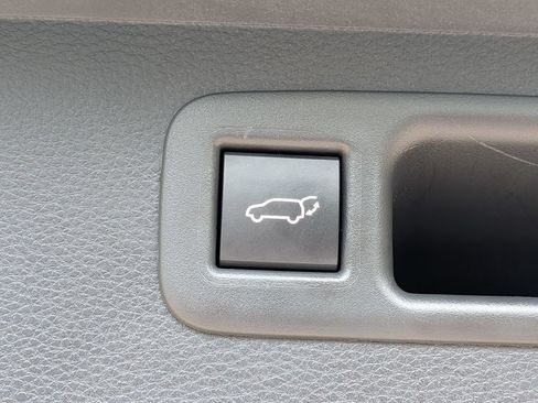 Used 2026 Toyota Highlander XLE AWD/4WD image 35