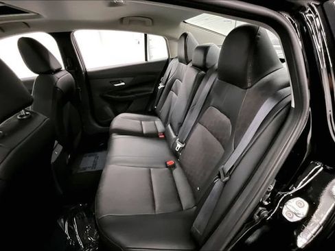 New 2026 Nissan Sentra SR w/ SR Premium Package FWD image 11