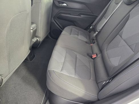 New 2027 Chevrolet Bolt LT w/ Comfort Package FWD image 32