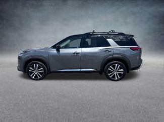 Used 2025 Nissan Pathfinder Platinum w/ Cargo Package AWD/4WD 360° Tour