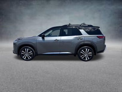 Used 2025 Nissan Pathfinder Platinum w/ Cargo Package