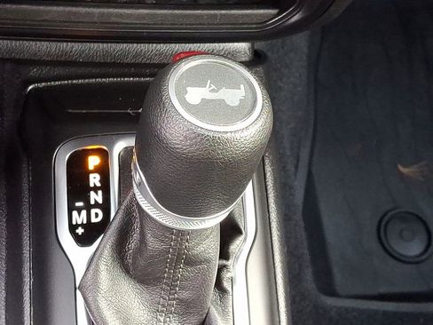 Used 2020 Jeep Wrangler Unlimited Sport S image 17