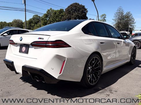 Used 2026 BMW M5 w/ M Driver's Package AWD/4WD image 5