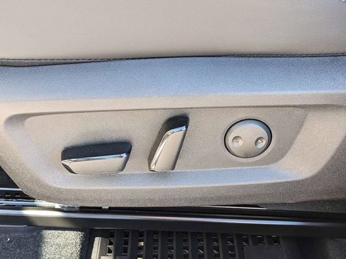 New 2025 Nissan Rogue Platinum w/ Platinum Premium Package image 23