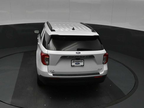 Used 2023 Ford Explorer XLT AWD/4WD image 44
