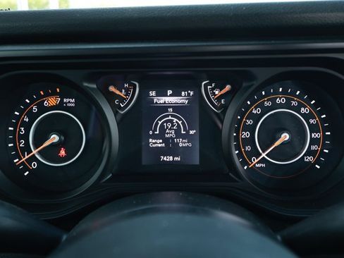 Certified 2025 Jeep Wrangler Sport AWD/4WD image 12