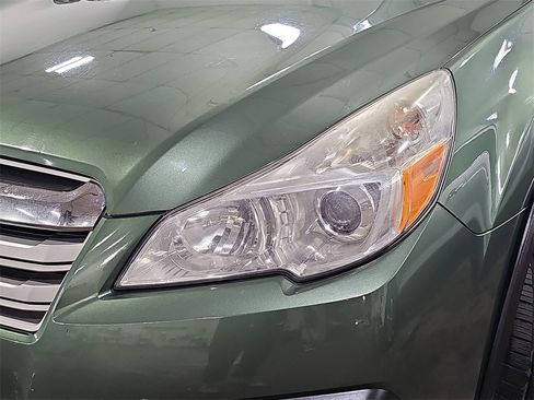 Used 2013 Subaru Outback 2.5i Limited w/ Moonroof Pkg image 34