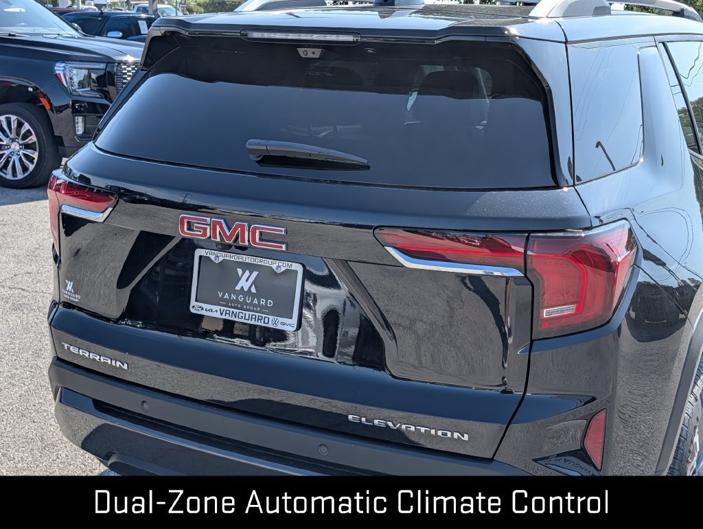 New 2027 GMC Terrain Elevation w/ Elevation Premium Package FWD image 7