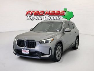Used 2023 BMW X1 xDrive28i w/ Premium Package AWD/4WD video 1
