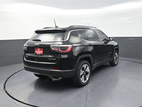Used 2018 Jeep Compass Limited w/ Navigation Group AWD/4WD image 8