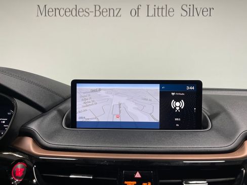 Used 2024 Acura MDX SH-AWD w/ Technology Package image 33