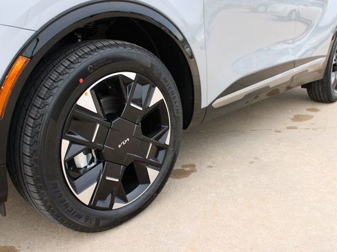 New 2026 Kia Sportage SX image 10