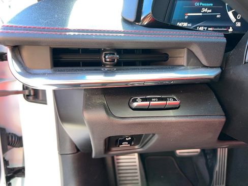 Used 2020 Chevrolet Corvette Stingray Preferred Cpe w/ 2LT Preferred Equipment Group RWD image 15