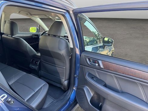 Used 2019 Subaru Outback 2.5i Limited w/ Popular Package #2 AWD/4WD image 17