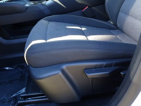 Used 2025 GMC Terrain Elevation image 15