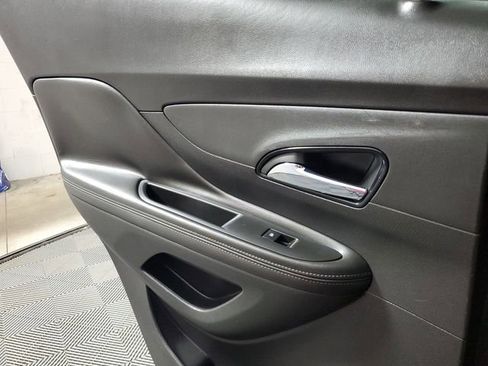 Used 2017 Buick Encore Preferred image 17