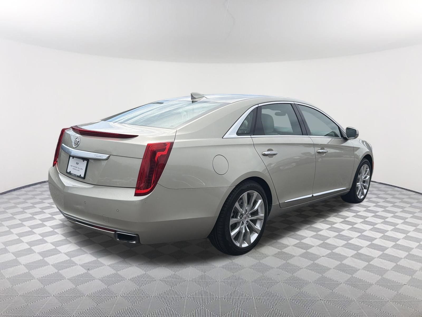 Used 2015 Cadillac XTS Luxury w/ Driver Awareness Package FWD image 6