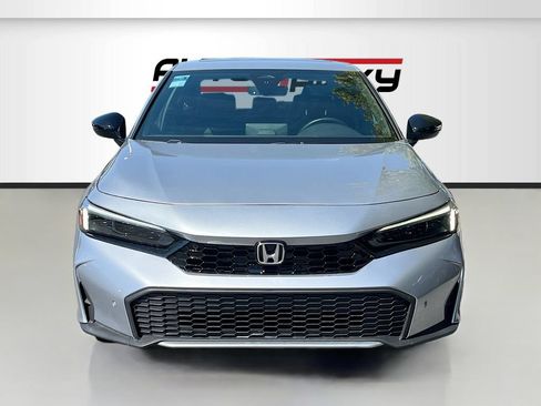 Used 2025 Honda Civic Sport Touring image 2