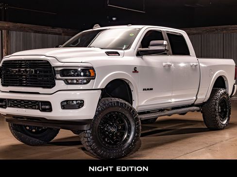 Used 2022 RAM 2500 Laramie w/ Night Edition image 5
